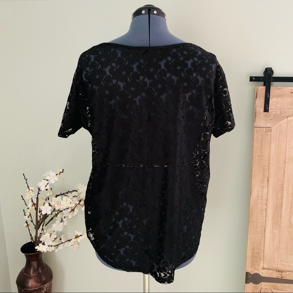 H&M Black Lace Hi Low Tee Size L - Picture 2 of 3